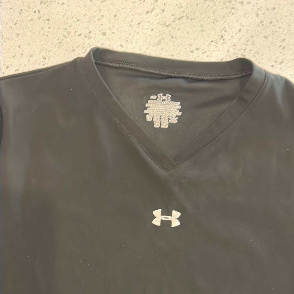 Under Armour Women’s Black Short Sleeve Performance Tee